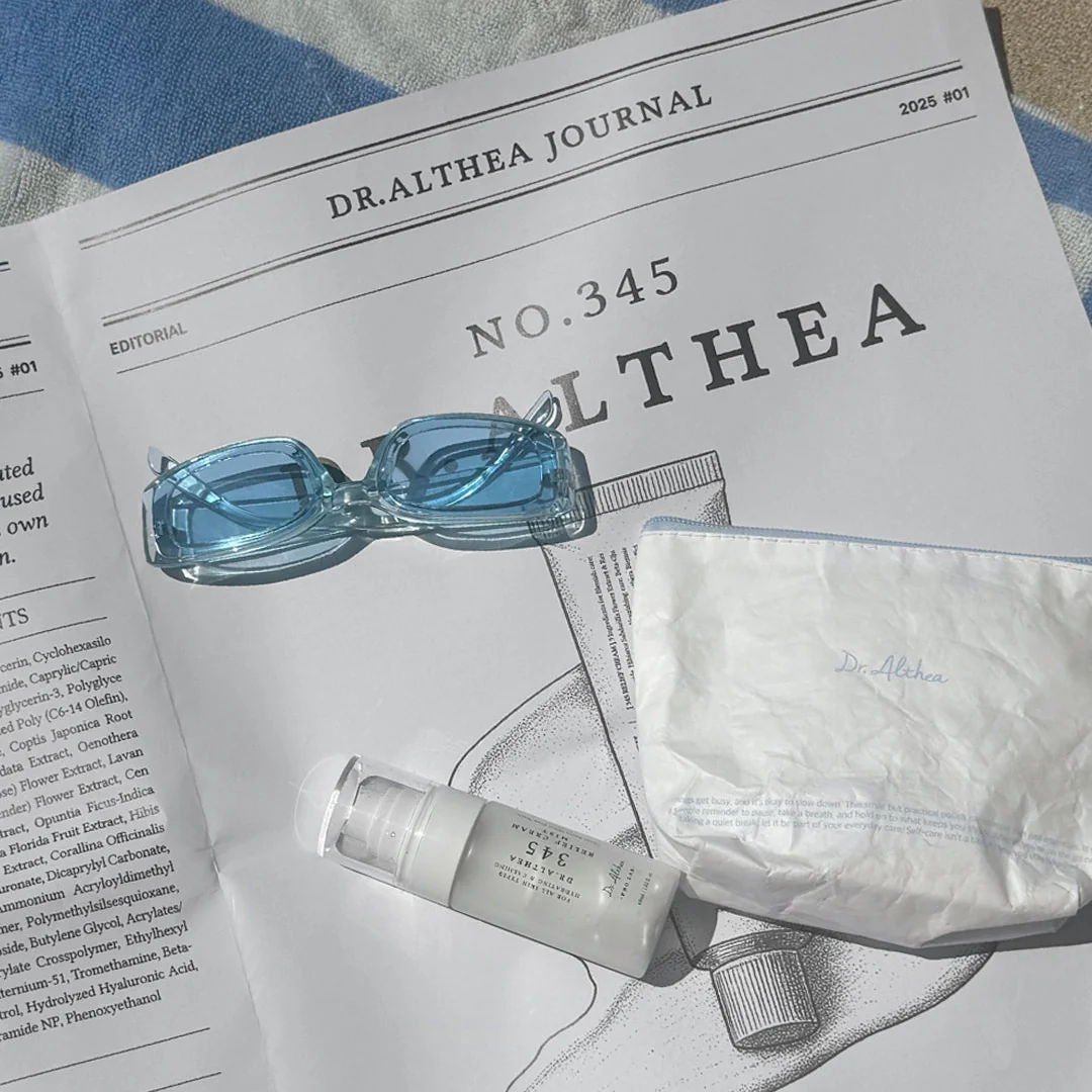 Dr.Althea Travel Pouch - Image 3
